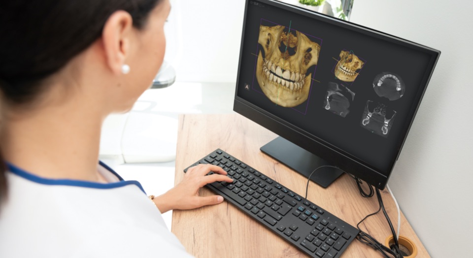 Studio Dentistico Levi | Computer guidata